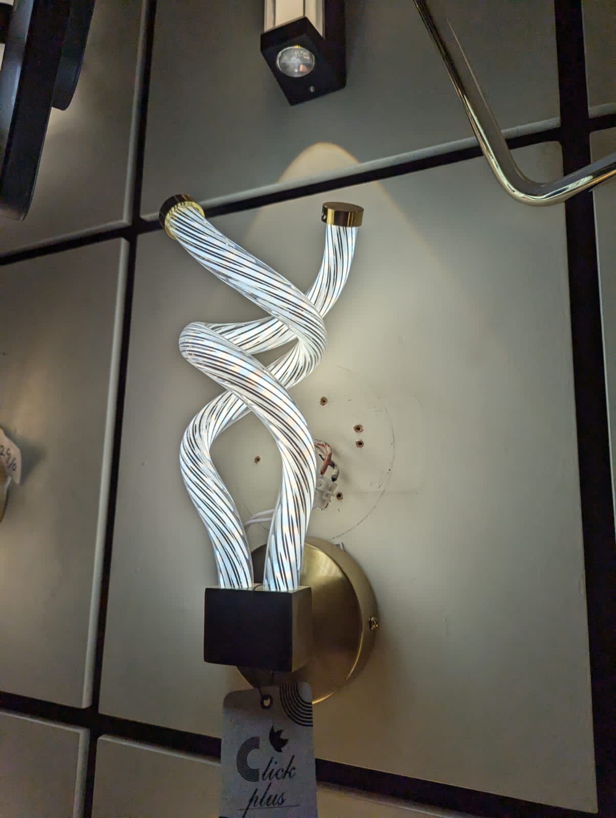 Twisted LED Wall Light Modern Designer Style